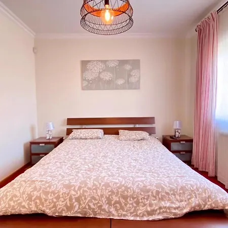 Moradia Alex Beach House - 3 Bedroom With Garden Bbq *